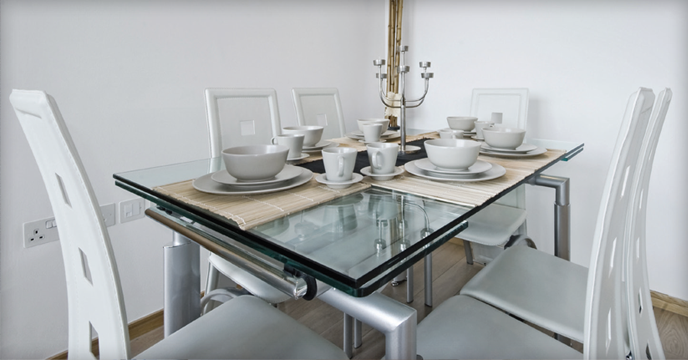 Tables | Bespoke Glass Solutions